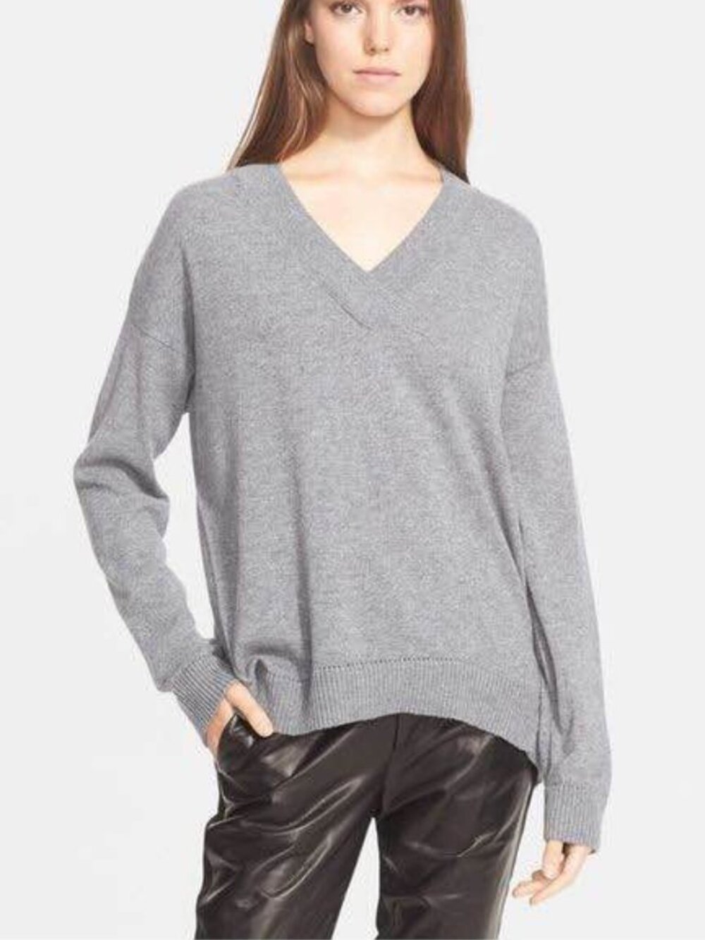 Vince 100% cashmere grey sweater size Small